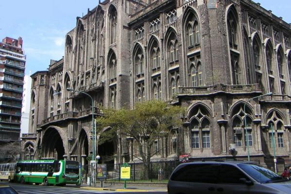 En alerta: la Facultad de Ingeniería no puede garantizar la apertura del edificio por el recorte de presupuesto