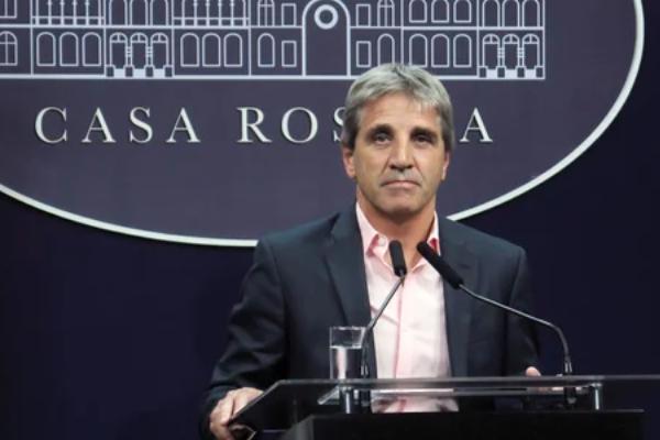 Caputo calificó la marcha de las universidades como un berrinche