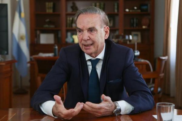 En vísperas del tratamiento de la nueva Ley ómnibus, Pichetto pidió a Milei "bajar los decibeles" contra la oposición