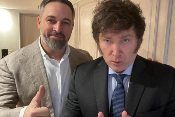 Javier Milei se reúne este sábado con su "amigo" Santiago Abascal