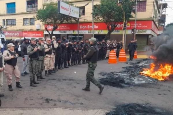 La Policía de Misiones rechazó la oferta del gobierno provincial y se robustece atrayendo a más gremios