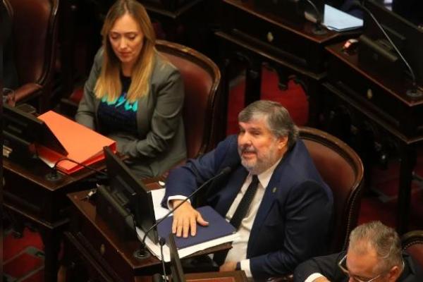 Contundente mensaje del bloque UP a Milei: "Promete lo que ya no cumplió"