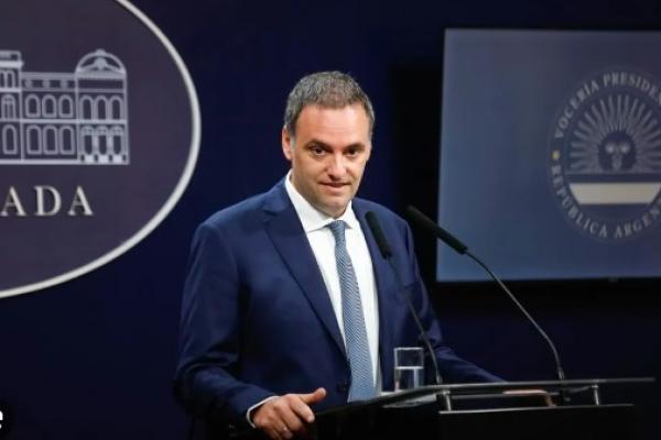 Adorni metió una insólita excusa por el tema gas y afirmó que esta noche se normalizará el suministro