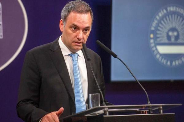 El Gobierno descartó que fuera un intento de robo y aseguró que a Sandra Pettovello "quisieron amedrentarla"