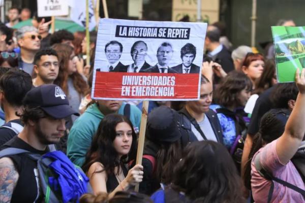 Paro de docentes universitarios: con Milei perdieron más de un 35% del poder de compra de su salario