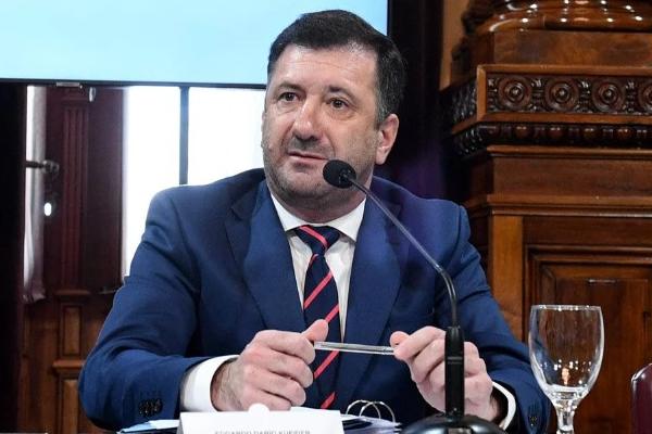 Tras desertar del PJ, Kueider advirtió: "Estoy convencido de que hay un sector que quiere que explote todo"