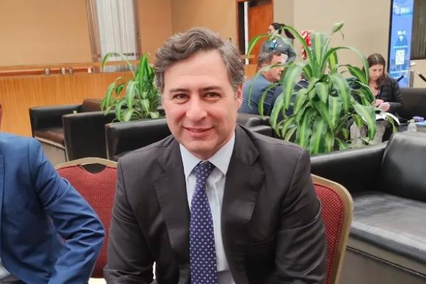 Cualquier barrera de salida es también una barrera de entrada para las inversiones", dijo Eurnekian