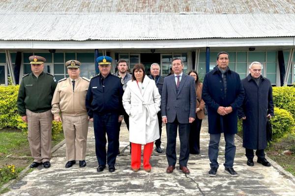 Caso Loan: Bullrich se reunió con la jueza federal de Goya y reafirmó su "máxima colaboración en la búsqueda" del niño