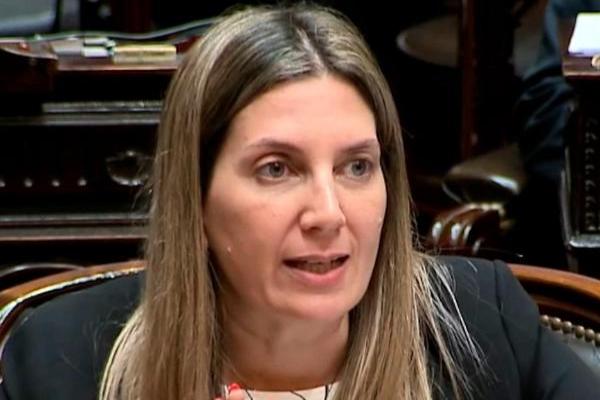 El argumento de Lospenatto para defender la Ley Bases: habló del fracaso del "Club del helicóptero"