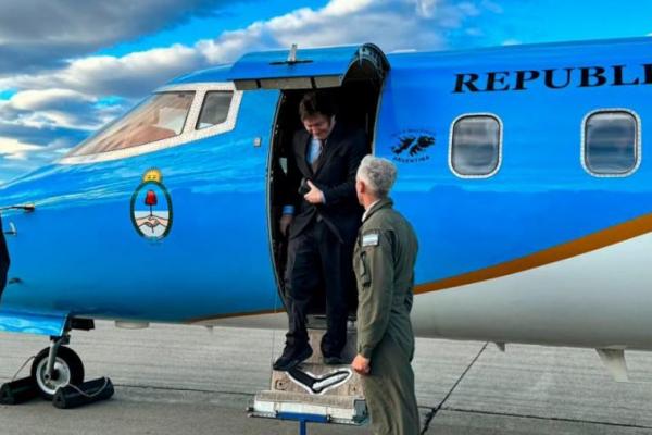 Milei viaja a Brasil para reunirse con Bolsonaro en una cumbre conservadora