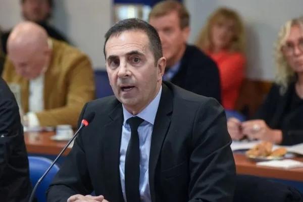 El Gobierno convocará a una mesa tripartita junto a representantes empresariales y sindicales