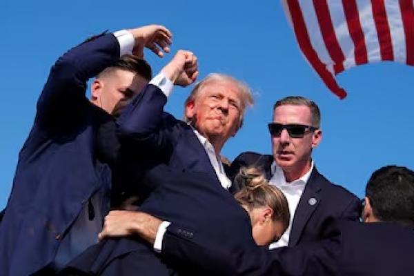 Donald Trump confirmó que mantiene firme su candidatura y afirmó que no tiene miedo tras el intento de asesinato