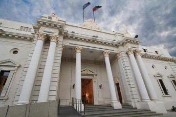 La Libertad Avanza propone eliminar el Senado de Santa Fe: Va a implicar un ahorro de cientos de millones de pesos"