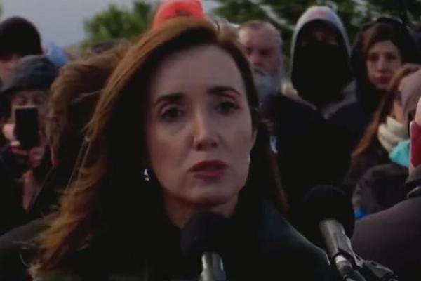 Villarruel encabezó el acto por Malvinas en Tierra del Fuego y sin Milei: Convoco a todos a emprender un proceso de malvinización"