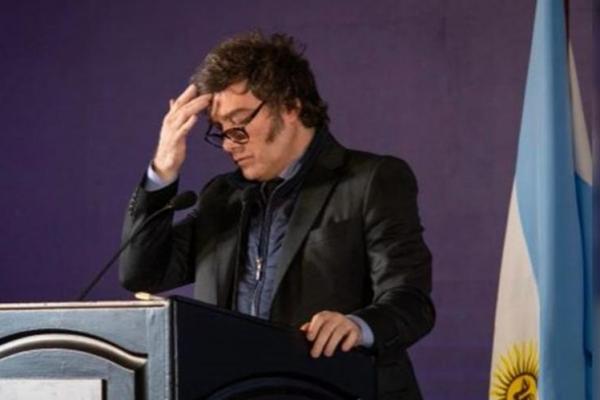 "Todo marcha acorde al plan": El Gobierno minimizó las consecuencias de la crisis internacional