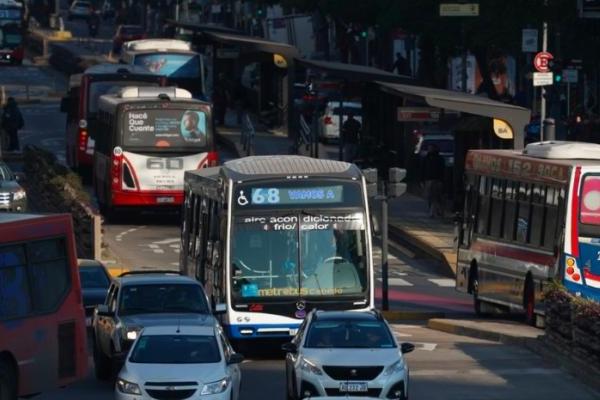 Qué pasará con los trenes, colectivos y servicios durante el paro general de la CGT