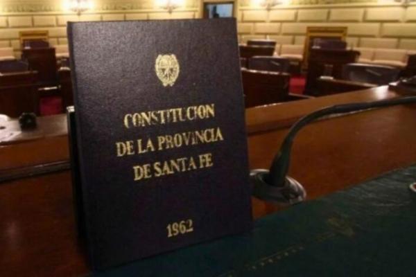 Santa Fe: quiénes son los 69 convencionales que dejaron conformada la Constitución provincial