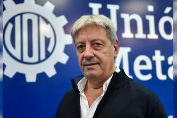 Furlán denunció que la uom perdió 22.000 puestos de trabajo: El gobierno festeja despidos