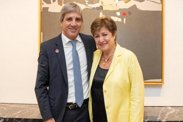 Caputo viaja a Estados Unidos sin Milei para participar de una asamblea del FMI