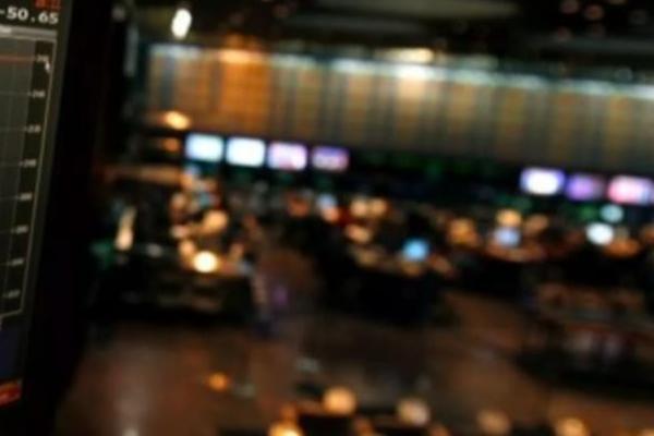 Arranque malo: los bonos argentinos en dólares comenzaron la semana con caídas en Wall Street