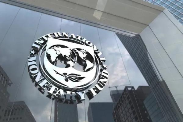 El Gobierno deberá pagar u$s620 millones en intereses por la deuda que contrajo Mauricio Macri con el FMI