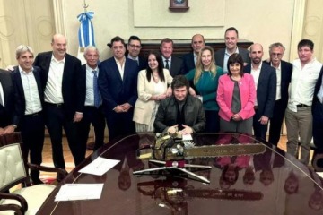 Con la salida de Mogetta, el Gobierno acumula el desplazamiento de 139 funcionarios: una salida por casi 4 días de gestión 