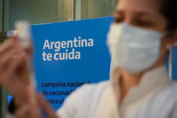El Gobierno eliminó un requisito para que los médicos ejerzan en hospitales nacionales