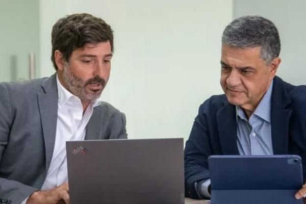 Quién es el polémico ministro al que le apunta Larreta por la mugre y el mal olor