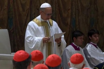 Cómo fue la primera misa del papa León XIV