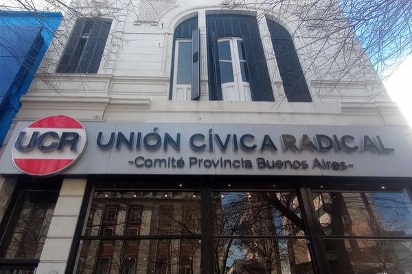 El radicalismo bonaerense acordó un cogobierno hasta octubre de 2025