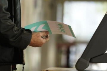 Cerraron los comicios: votó un poco más de la mitad del padrón y hay expectativa por los resultados