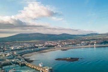 Dónde queda la Isla de Man: la colonia inglesa en la que Toto Caputo guarda sus dólares