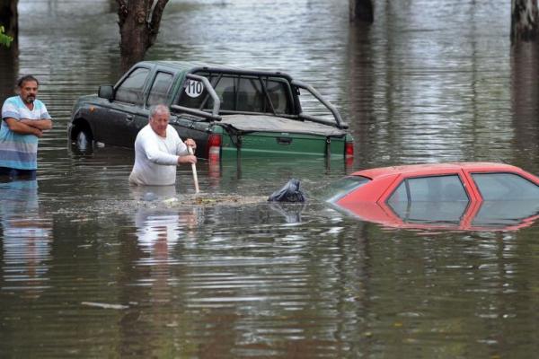Declararon la catástrofe hídrica en Santa Fe: inundaciones y evacuados