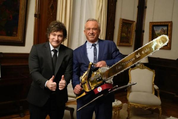 Milei se reunió con un funcionario de Trump antivacunas en Casa Rosada