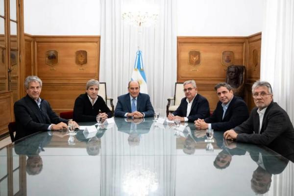 Catamarca apoyó formalmente el Plan Colchón y se convirtió en la primera provincia en suscribir al acuerdo