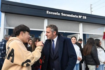Achával inauguró la Secundaria N° 28 en Pilar: La mejor herramienta que tenemos para mejorar nuestra comunidad"