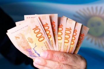 Tras una incesante caída por tres meses, los salarios podrían superar a la inflación en mayo