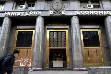 La recaudación de mayo fue de $15,9 billones y cayó un 18% real interanual