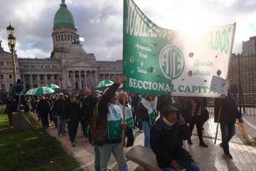 Ante la negativa de Menem y Villarruel, trabajadores del Congreso percibirán un aumento del 1,3% y un bono de 100 mil pesos