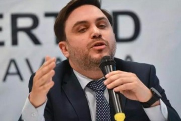 En medio de la crisis con Garrahan, Marra compartió un video futurista donde ya no se necesitan médicos