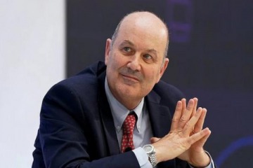 Federico Sturzenegger aseguró que habrá más motosierra para las provincias para achicar excesos