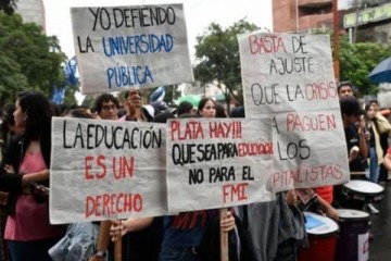 Foto de Paro nacional de docentes universitarios: sigue la medida de fuerza en todo el pas y la UBA convoc a clases abiertas y olla popular