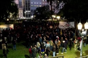 Organizaciones levantaron cortes y ya acampan en Tribunales en apoyo a Cristina Kirchner 