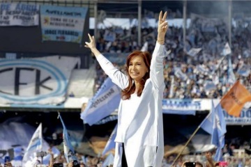 Foto de Distintas agrupaciones convocan actos en varios puntos de la Ciudad en defensa a Cristina Kirchner