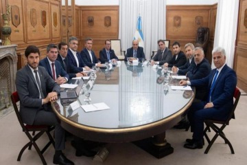 Gobernadores se reunirán en Buenos Aires para exigir respuestas sobre recortes y obras paralizadas