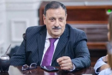 Foto de Quintela pidi "repensar" la estrategia electoral en PBA tras el fallo contra Cristina Kirchner