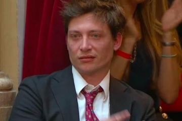 Revelaron contratos millonarios de un asesor de Santi Caputo con la SIDE y la ANSES: ¿Se trata de un testaferro libertario?