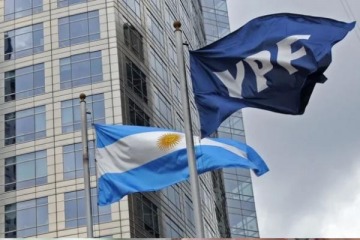 Las acciones de YPF se desplomaron  tras el fallo adverso de Estados Unidos