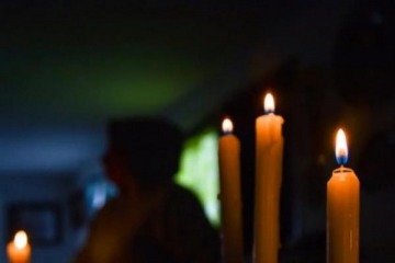 Más de 20.000 usuarios siguen sin luz en medio de la ola polar de Buenos Aires, con récord de conusmo