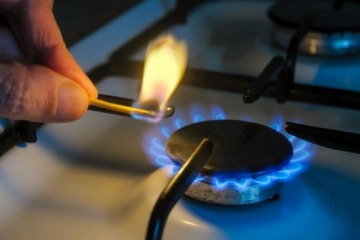 El Gobierno aumenta recargo del gas en medio de la crisis y afecta las facturas